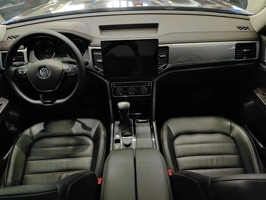 Volkswagen Teramont 2017 380TSI 4WD Luxury Edition фото 9