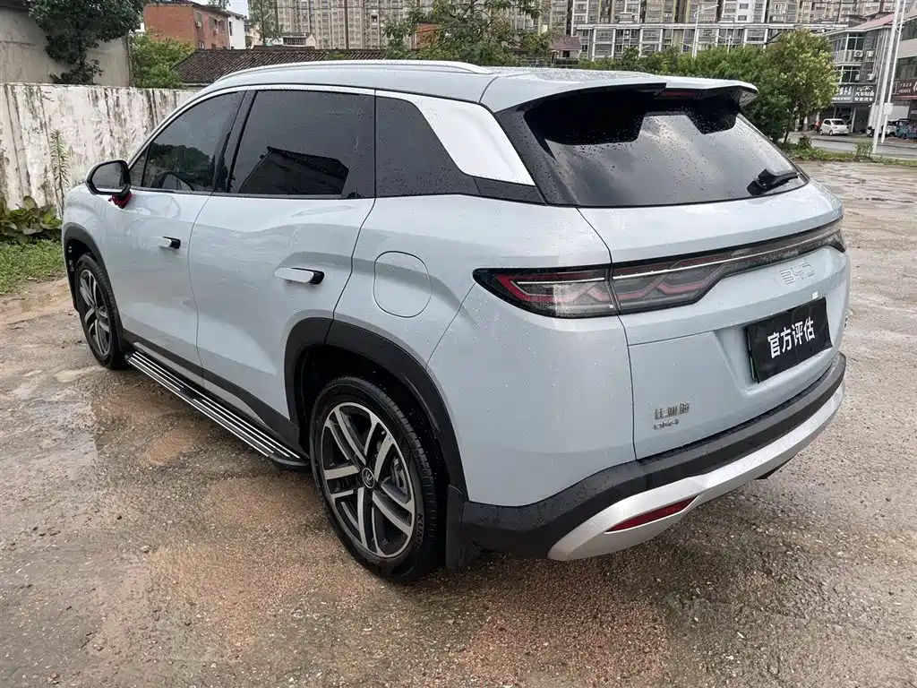 BYD Song L DM-i 2024 75km Leading Edition фото 4