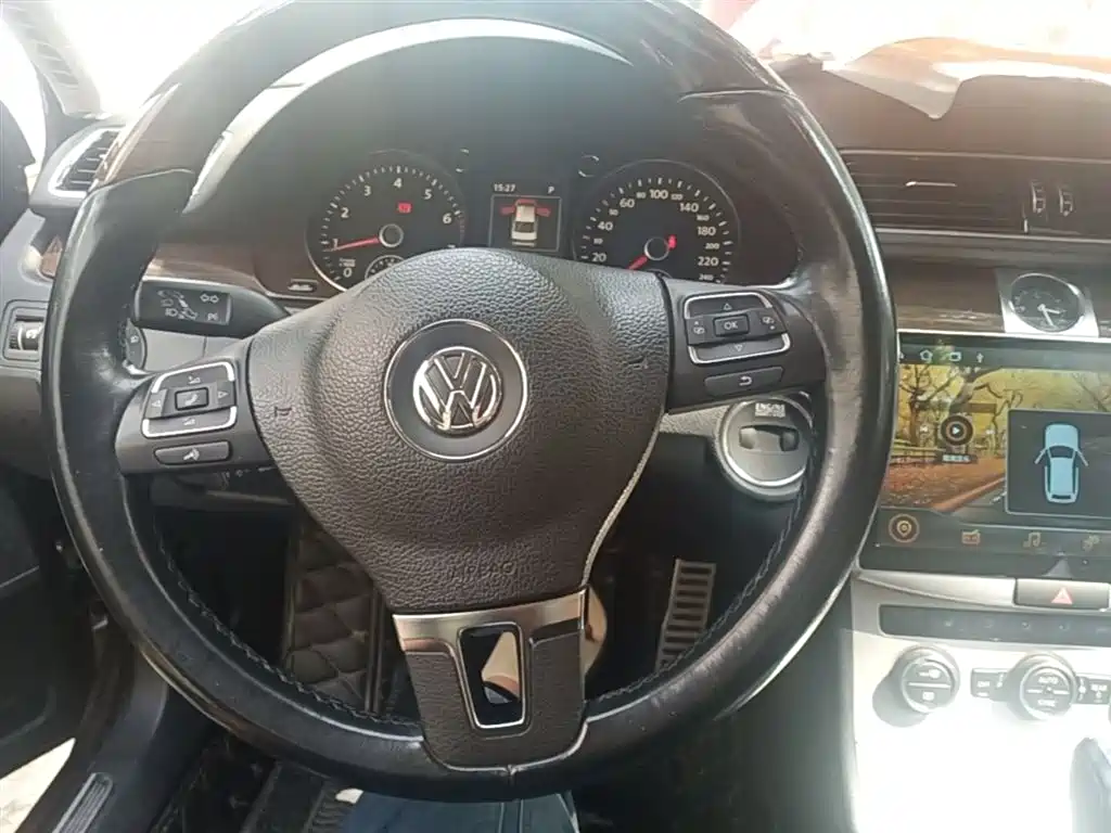 Volkswagen Magotan 2015 Facelift 1.8TSI Premium фото 11