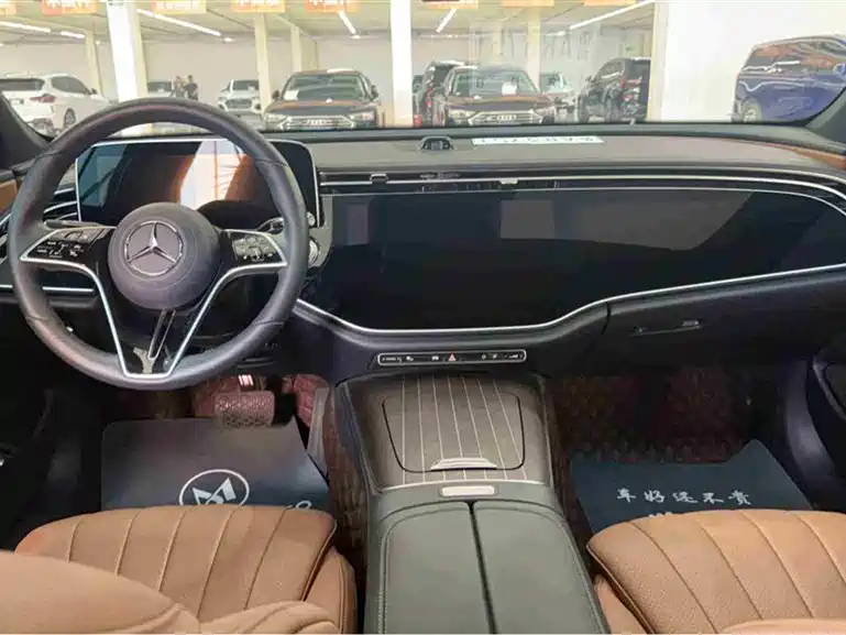 Mercedes-Benz E-Class 2024 Model E 300 L Luxury фото 7