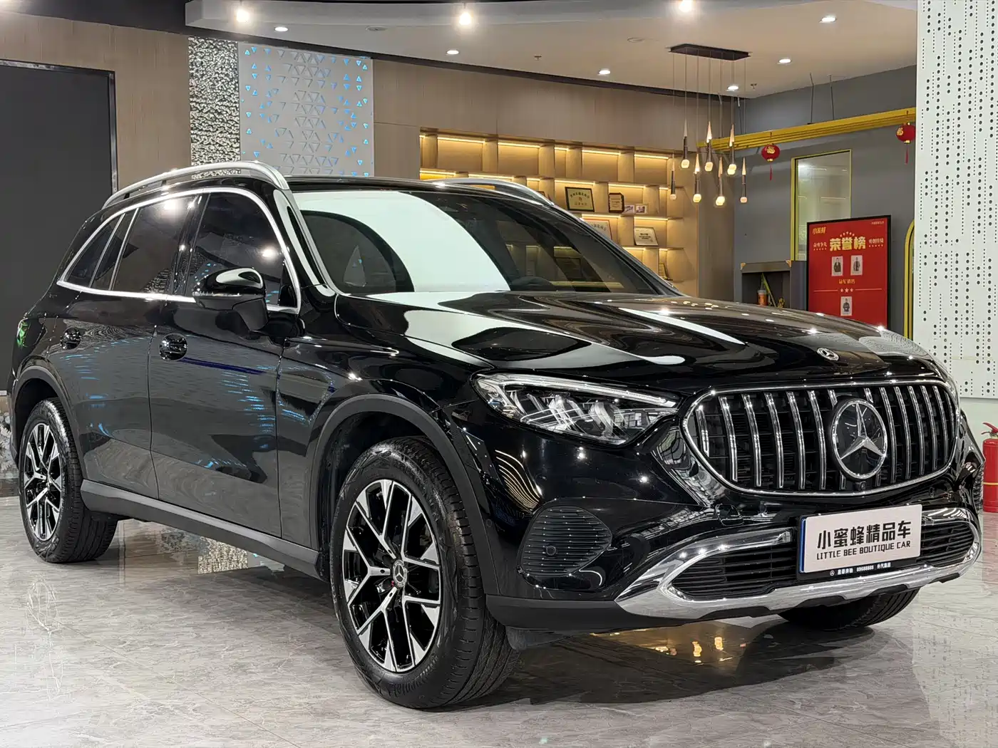 MERCEDES-BENZ GLC