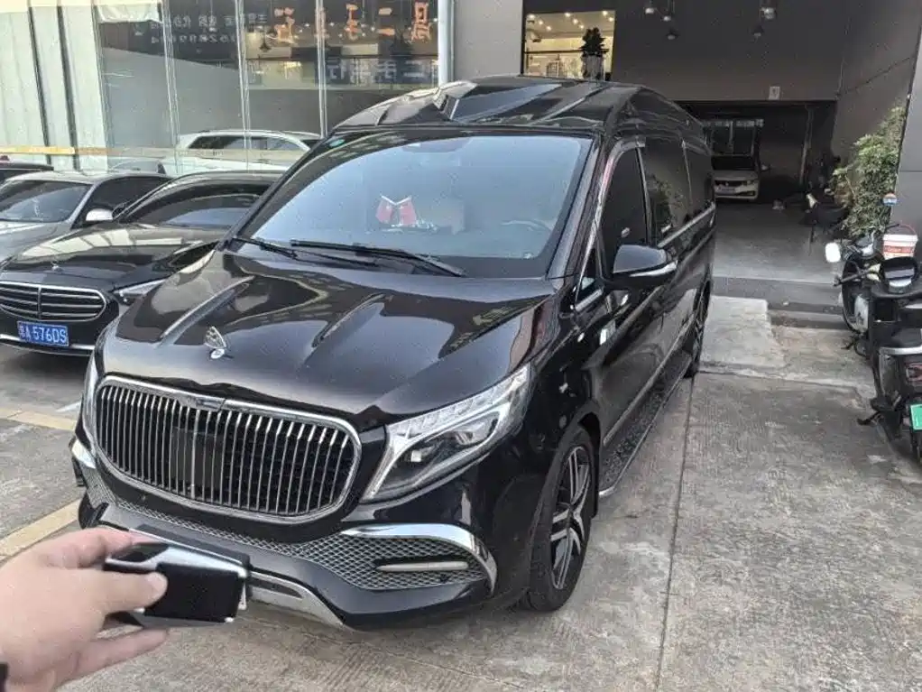 Mercedes-Benz V-Class