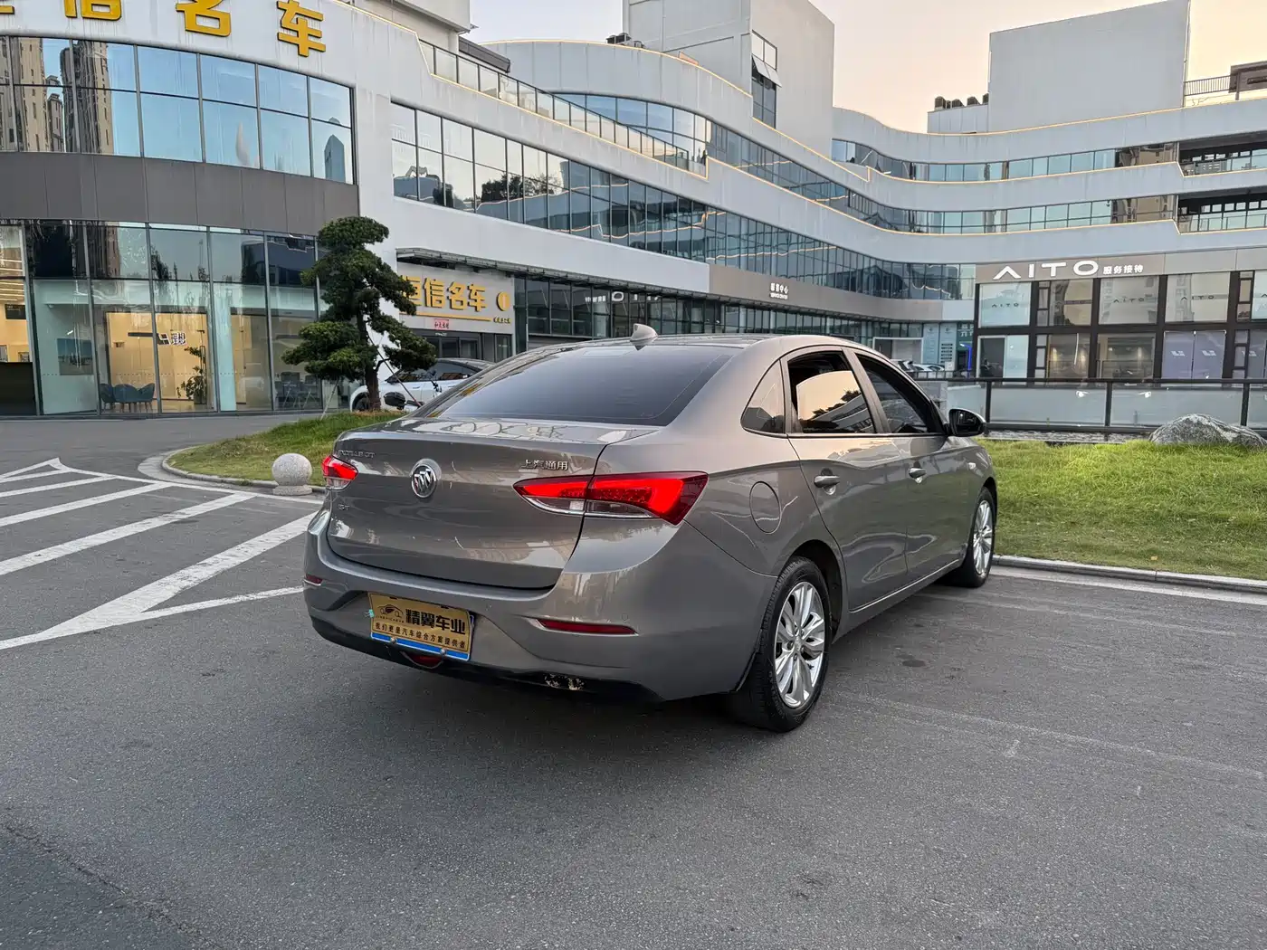 Buick Excelle 2018 15T Dual Clutch Elite (China V) фото 9