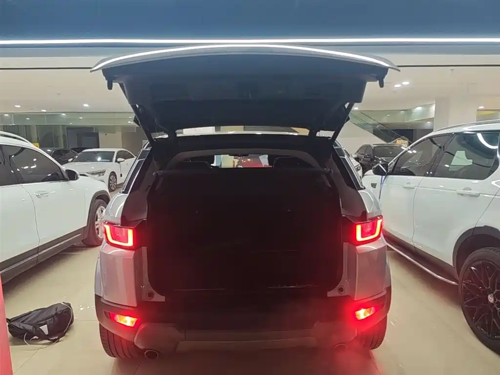 Land Rover Range Rover Evoque 2018 240PS SE Smart Edition фото 19