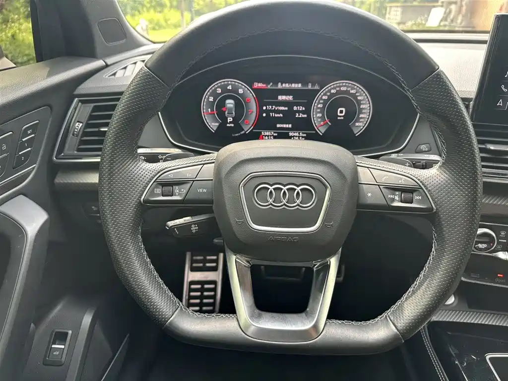 Audi Q5L Sportback 2021 40 TFSI Launch Special Edition фото 10
