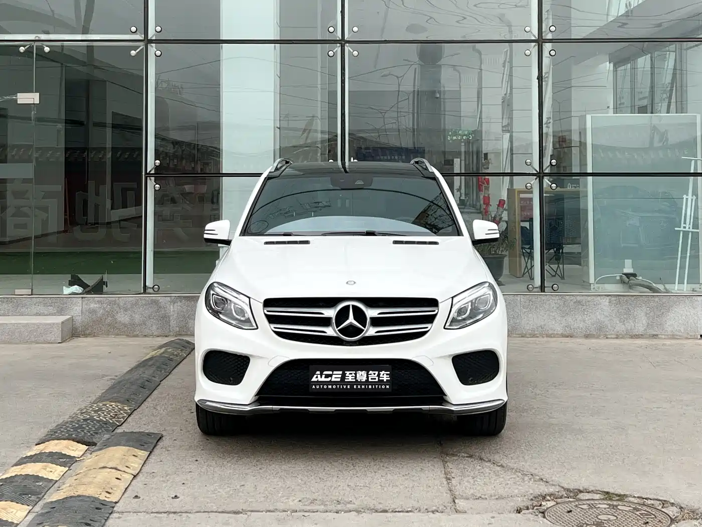 Mercedes-Benz GLE 2015 GLE 400 4MATIC фото 2