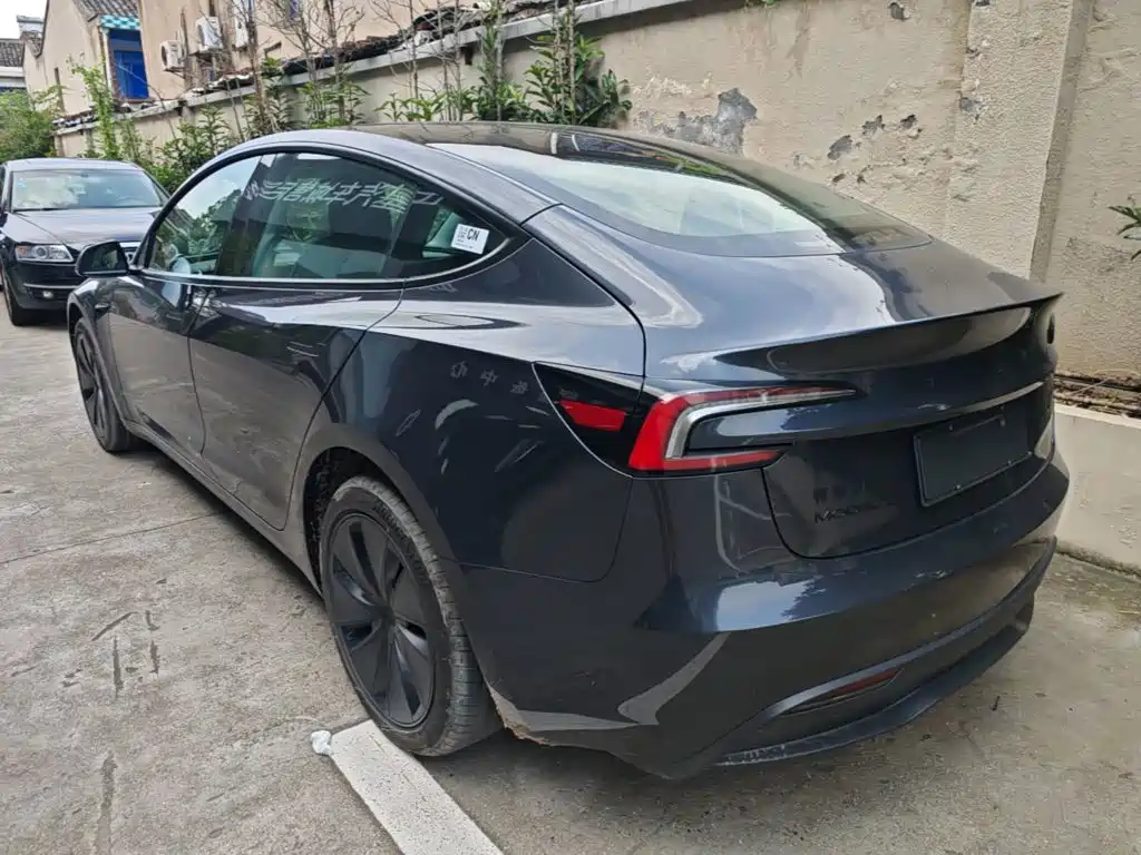 Tesla Model 3 2026 2025 Model Rear-Wheel Drive Edition
