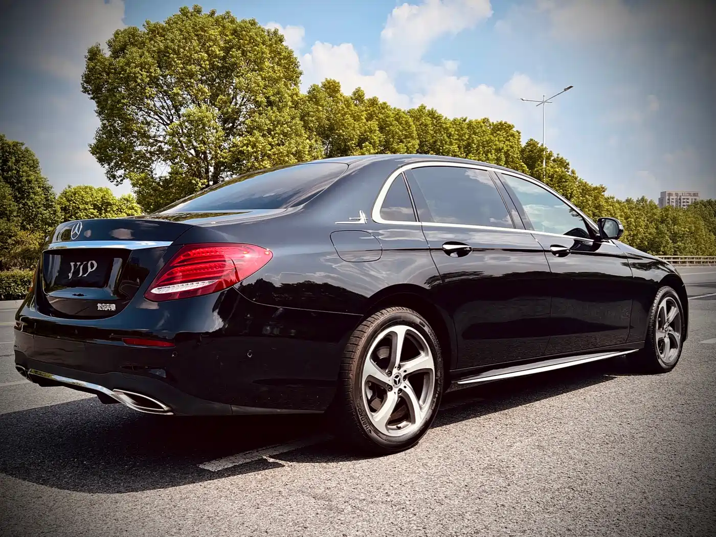 Mercedes-Benz E-Class 2016 E 300 L Sport Fashion Type фото 7