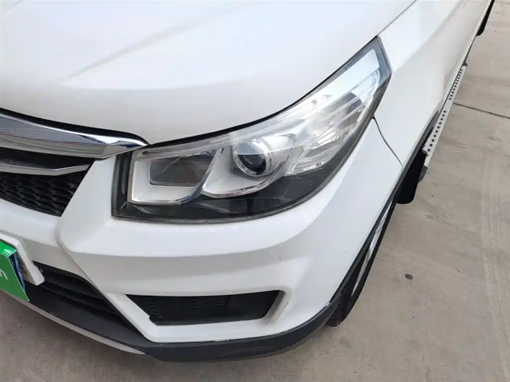 BAIC Huansu S2 2016 2016 1.5L Manual Startup Edition China IV