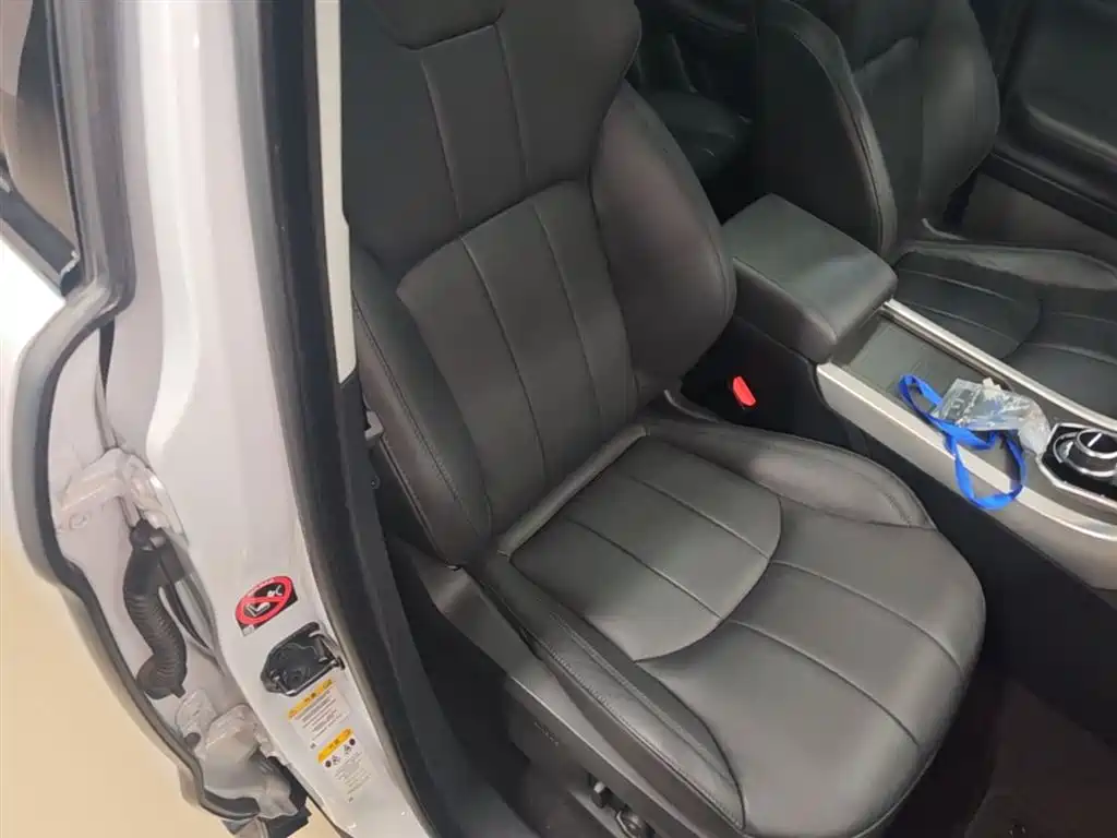 Land Rover Range Rover Evoque 2018 240PS SE Smart Edition фото 25
