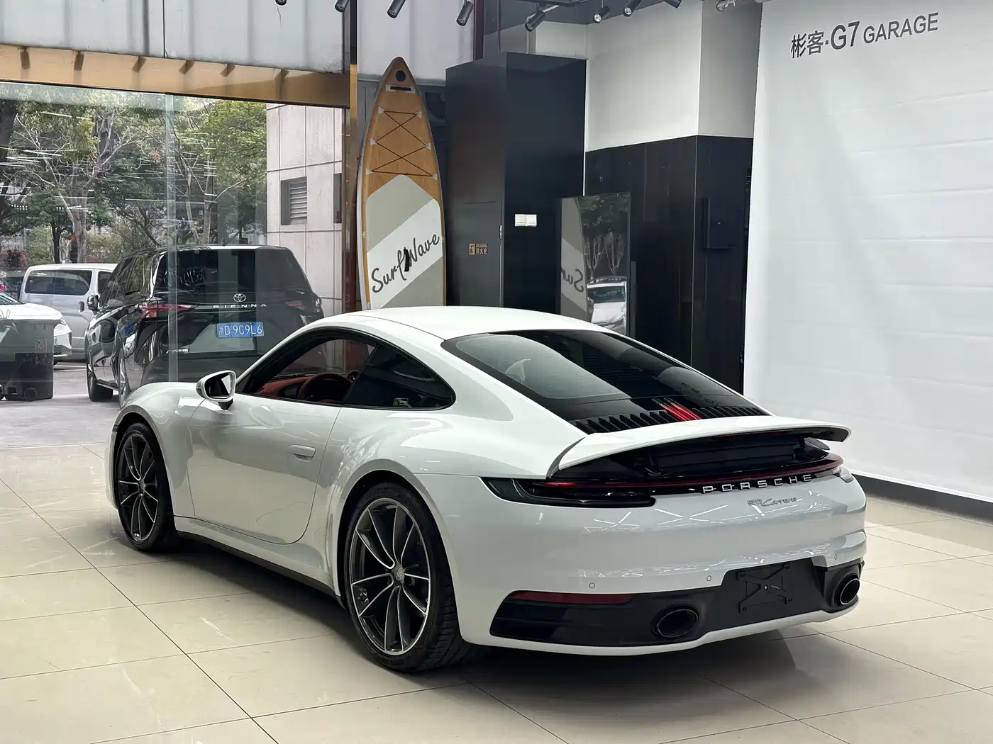 Porsche 911 2023 Carrera 3.0T фото 7
