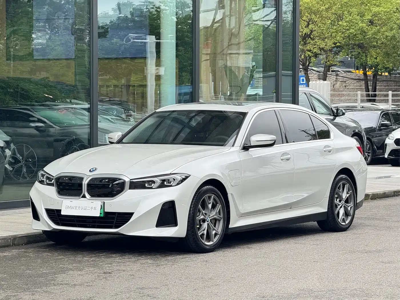 BMW i3 2024