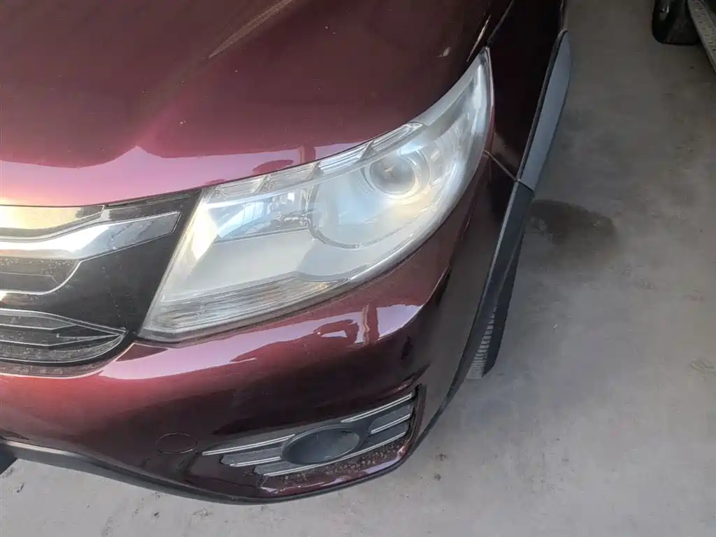 Dongfeng Fengxing Joyear XV 2017 2016 1.6L CVT Luxury