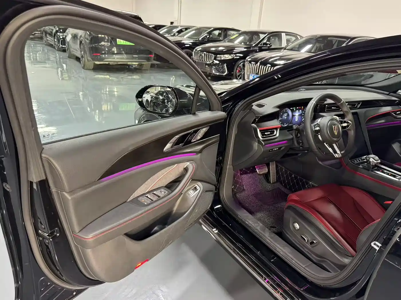 Hongqi H6 2025 Model 2.0T 2 Million Units Commemorative Edition фото 12