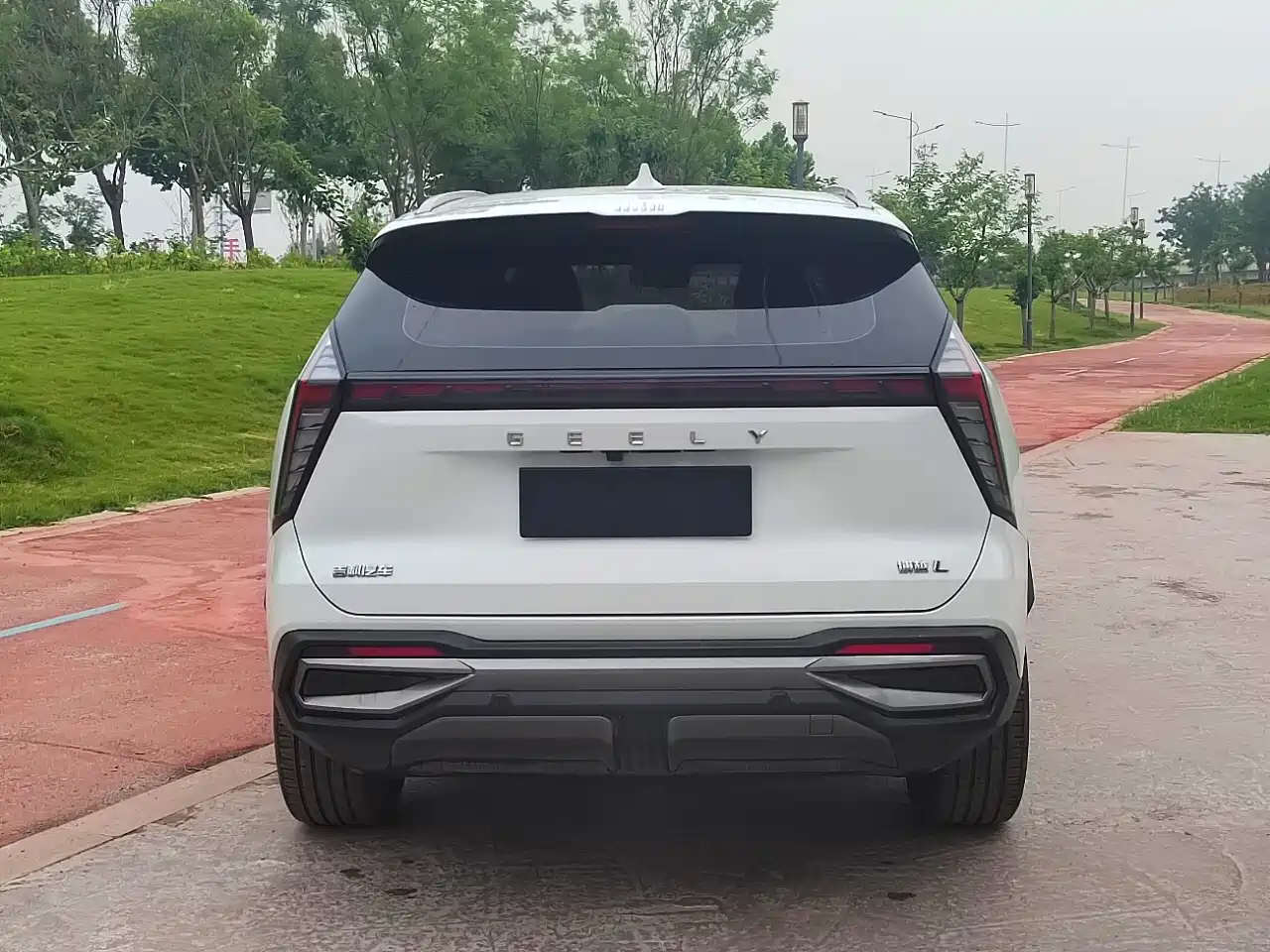 Geely Boyue L 2022 2023 1.5TD DCT Premium