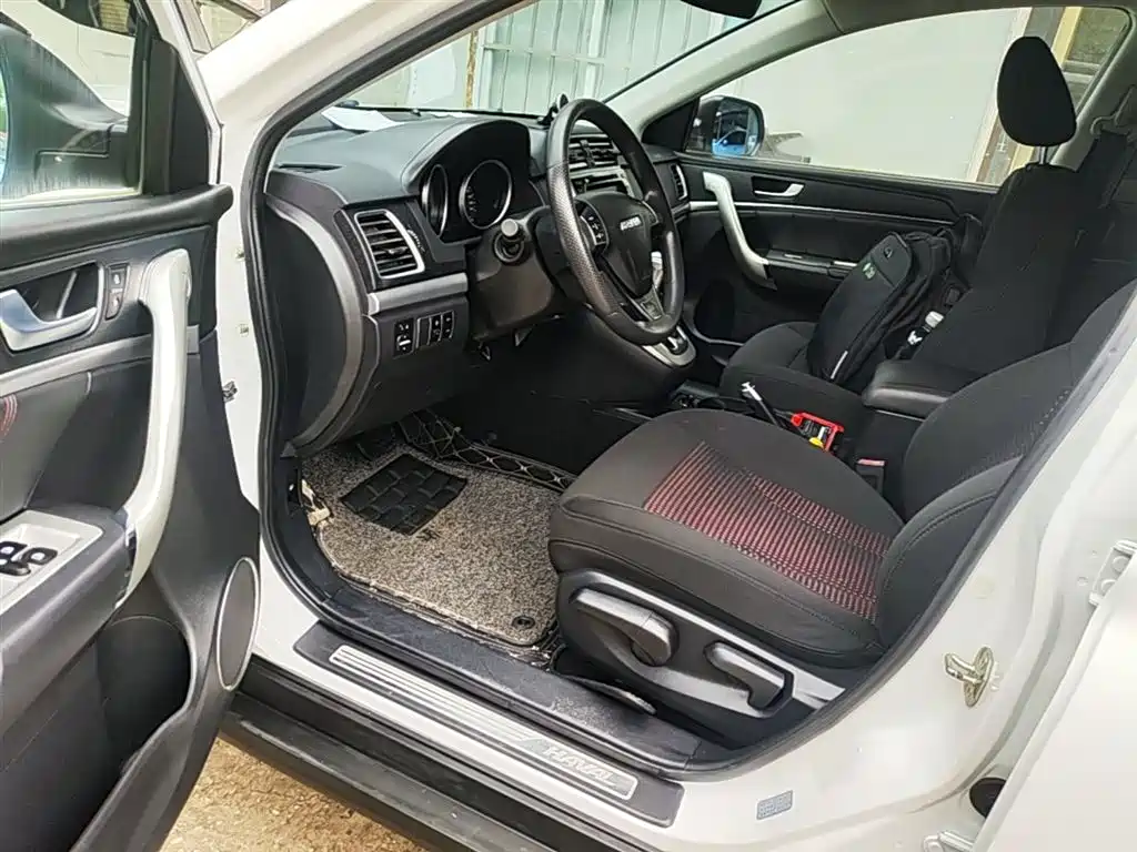 Haval M6 2017 1.5T Automatic 2WD Urban фото 16