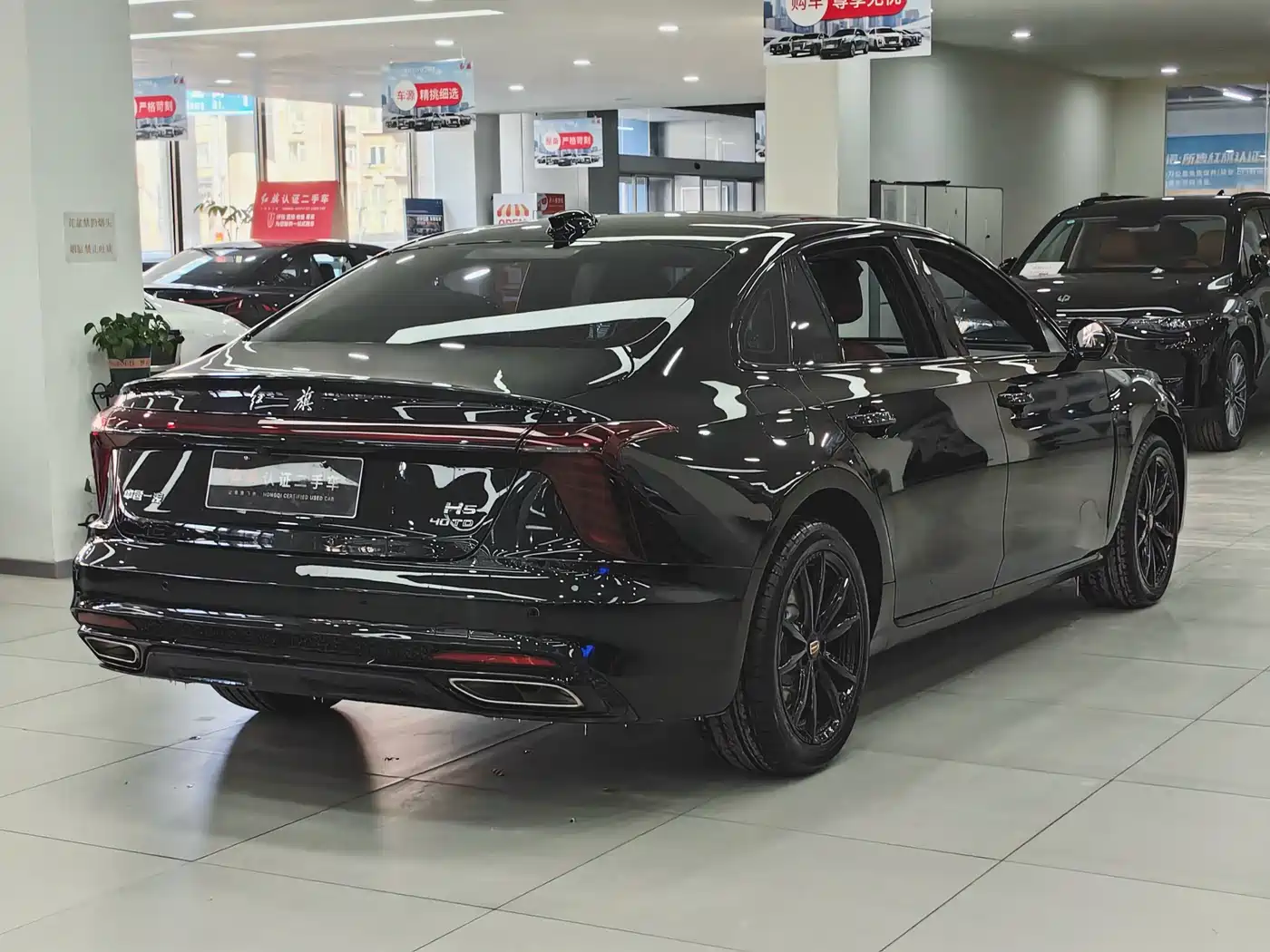 Hongqi H5 2025 2.0T Automatic Mystic Shadow фото 11