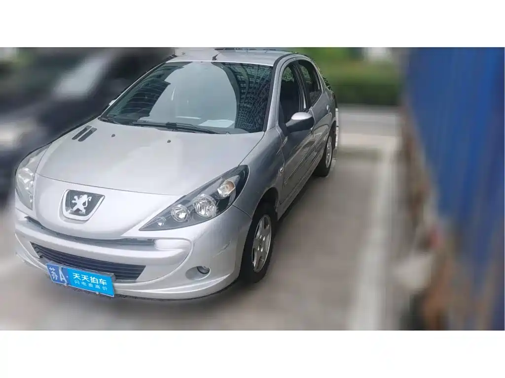 Peugeot 207 2012 2011 Hatchback 1.4L Manual Joy Edition