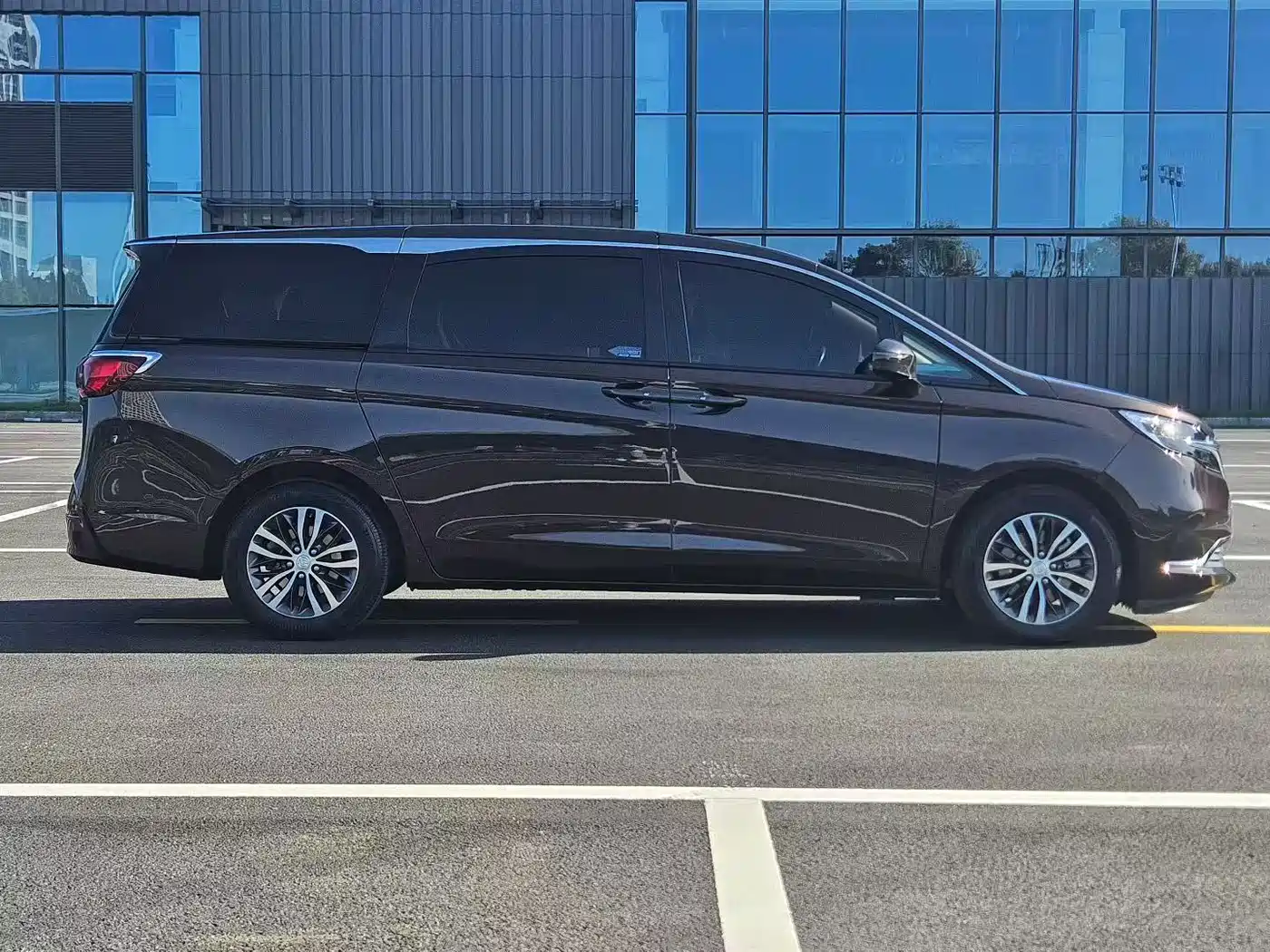 Buick GL8 2021 ES Landlord 653T Premium фото 4