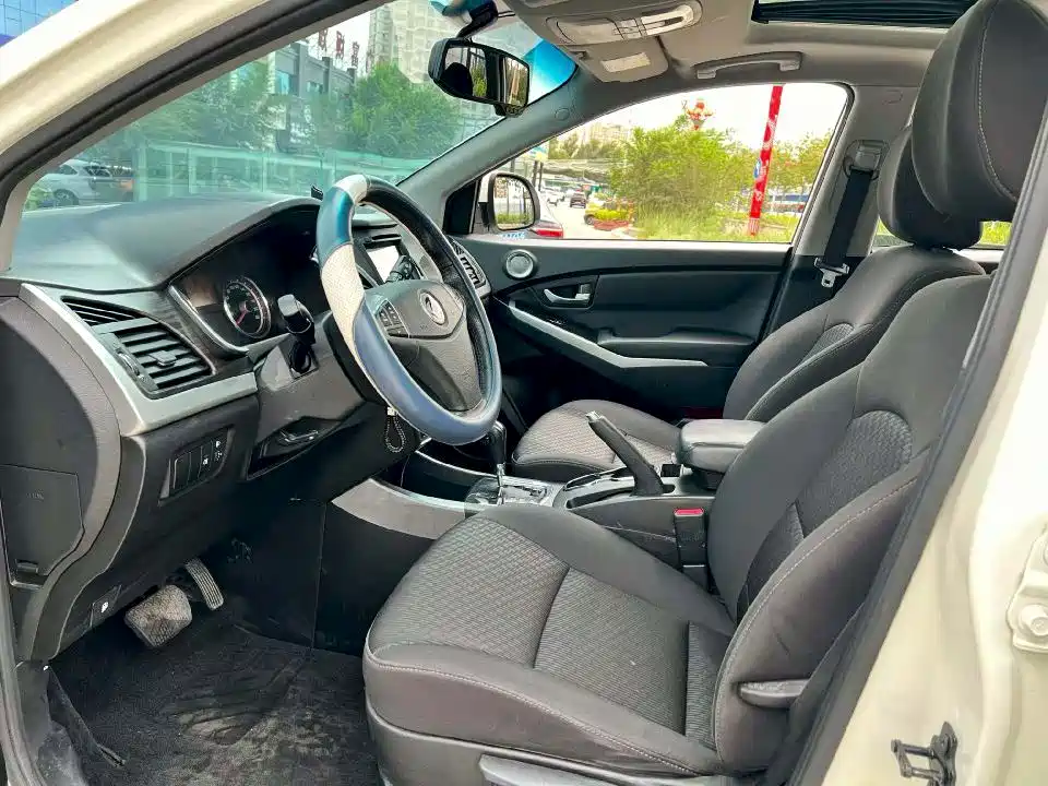 SsangYong Korando 2014 2014 2.0L Gasoline 2WD Automatic Luxury Navigation Edition