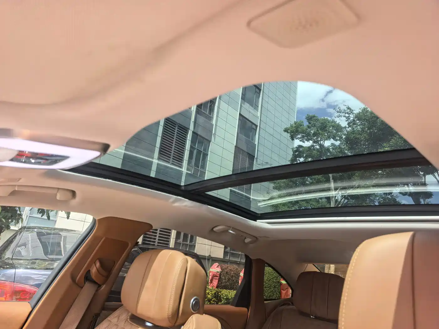 Hongqi H9 2020 2.0T Smart Connection Qi Chang Edition фото 15