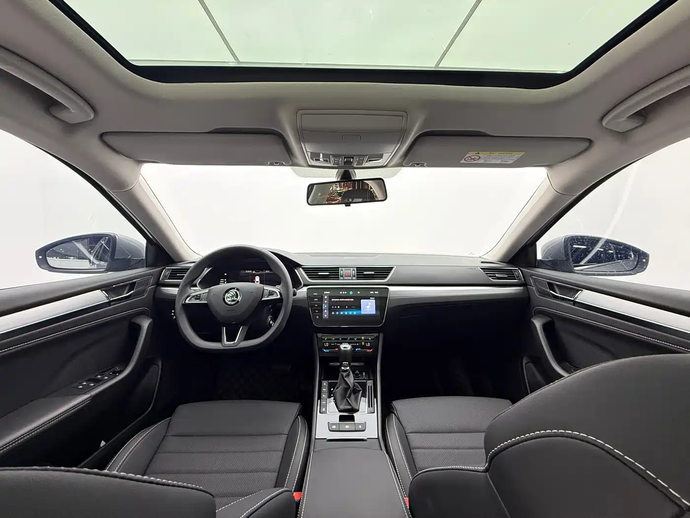 Škoda Superb 2023 Facelift TSI280 DSG Premium Edition фото 10