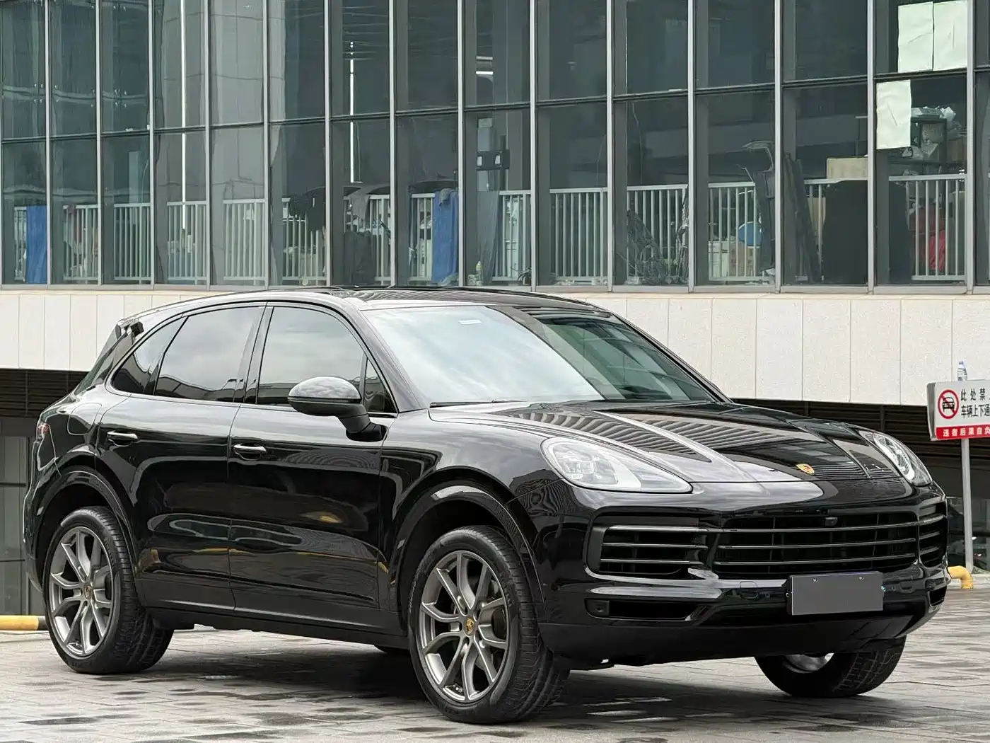Porsche Cayenne 2023 Cayenne 3.0T Platinum Edition фото 2