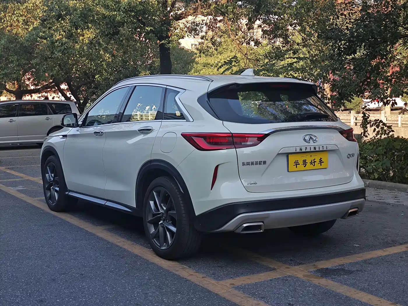 Infiniti QX50 2024 2.0T AWD Luxury Edition фото 4