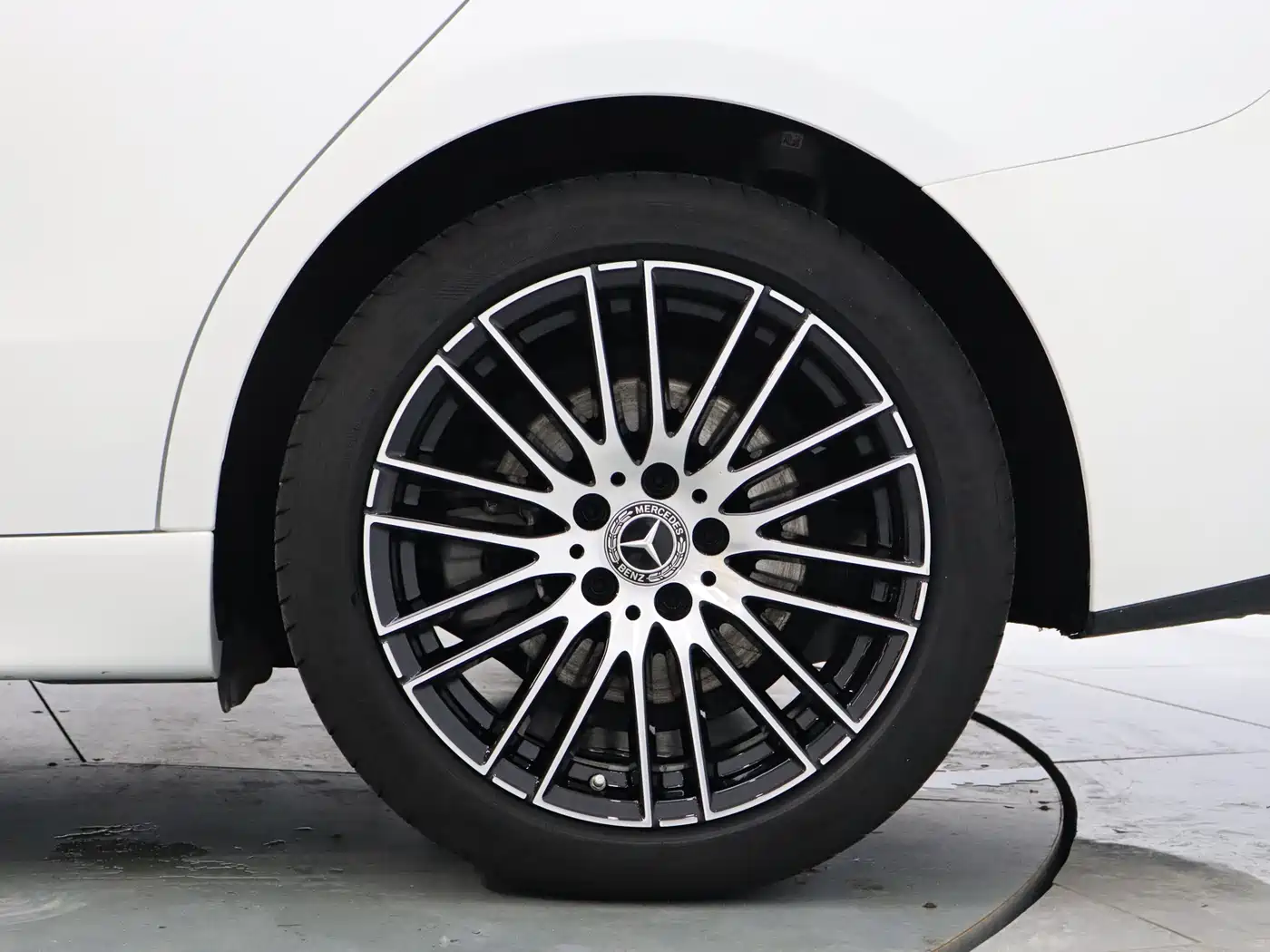 Mercedes-Benz C-Class 2022 C 260 L Sport Edition фото 11