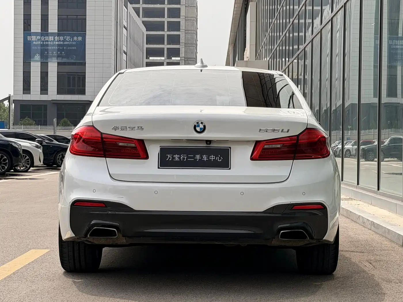 Фото 21 - BMW 5 Series
