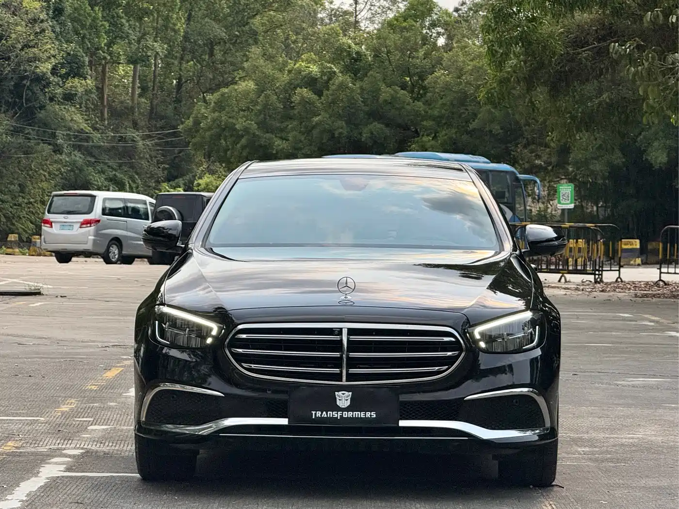 Mercedes-Benz E-Class 2023 E 300 L Luxury фото 2