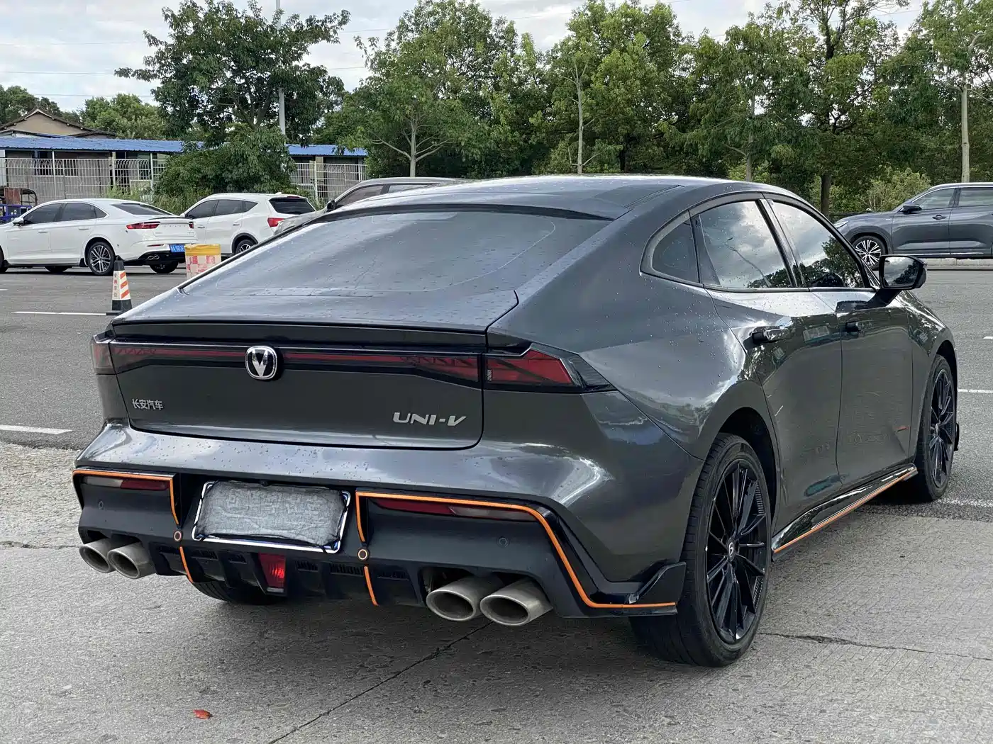 CHANGAN UNI-V