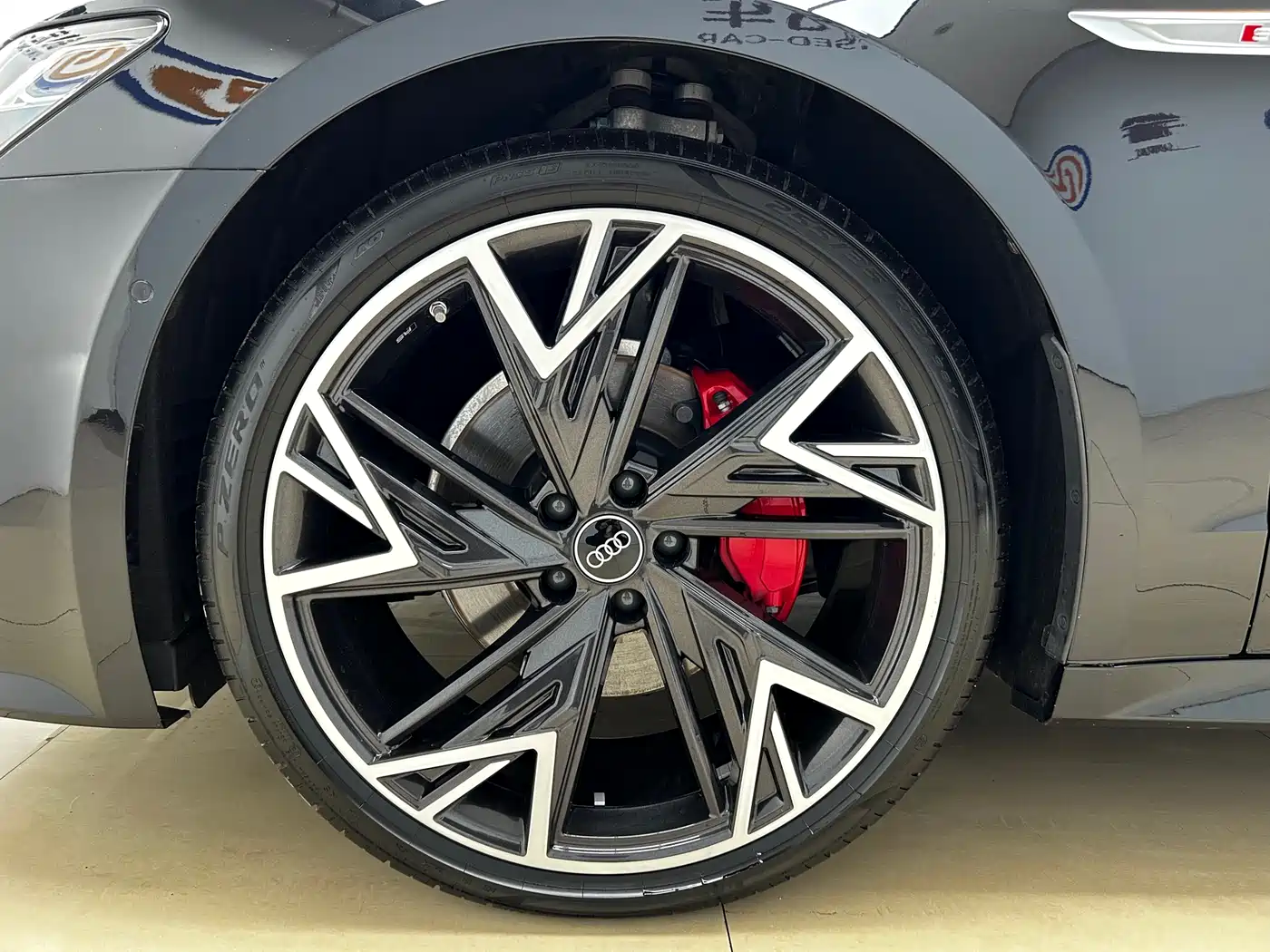 Audi A7L 2024 45 TFSI quattro S-line Black Warrior Edition фото 22