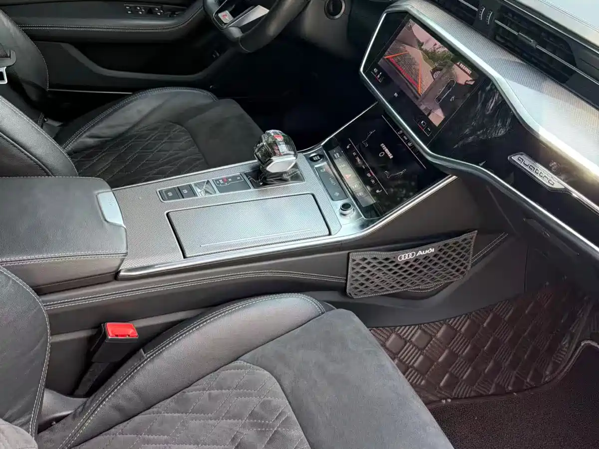 Audi A6L 2022 55 TFSI quattro Premium Dynamic фото 3