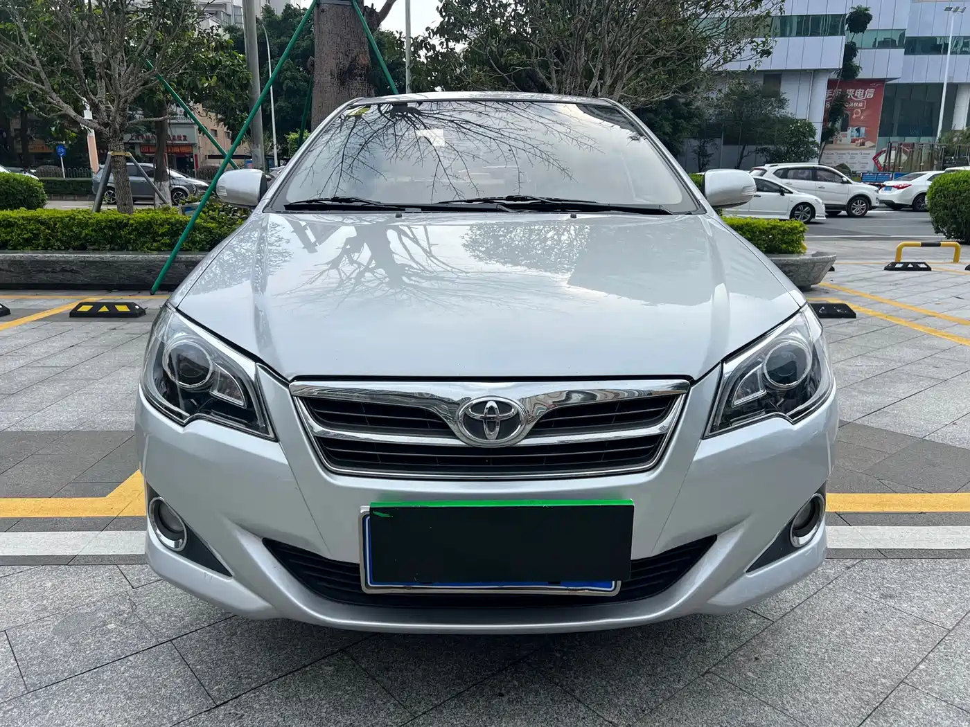 Toyota Corolla 2013 1.6L Automatic Excellence Edition фото 3