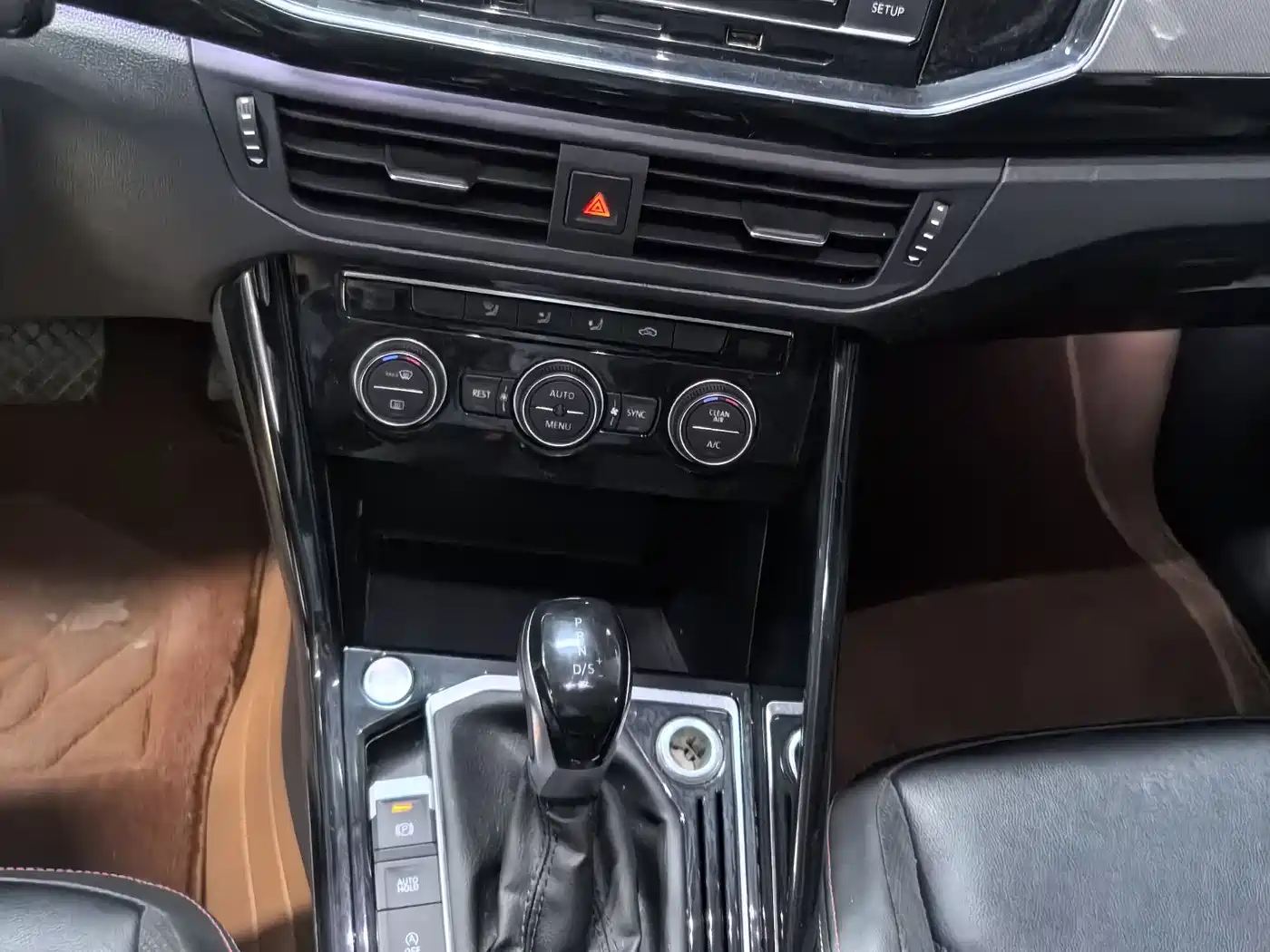 Volkswagen Tayron 2019 Expedition 280TSI 2WD Luxury (China VI) фото 10