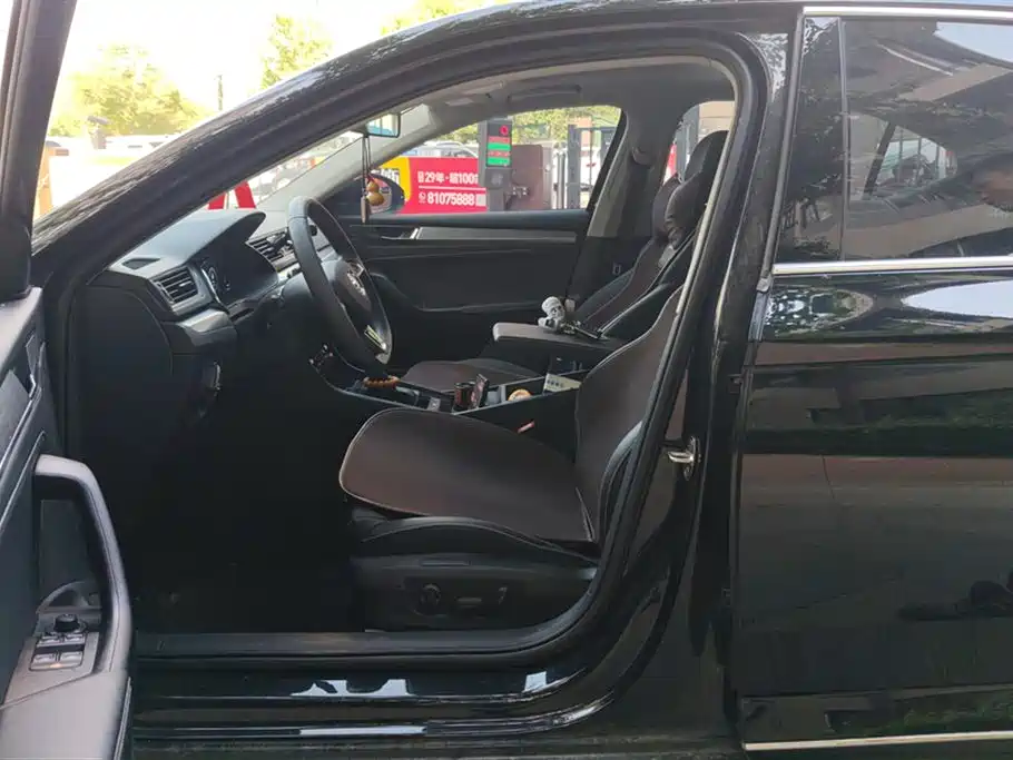 Škoda Superb 2024 TSI280 DSG Premium Edition фото 9