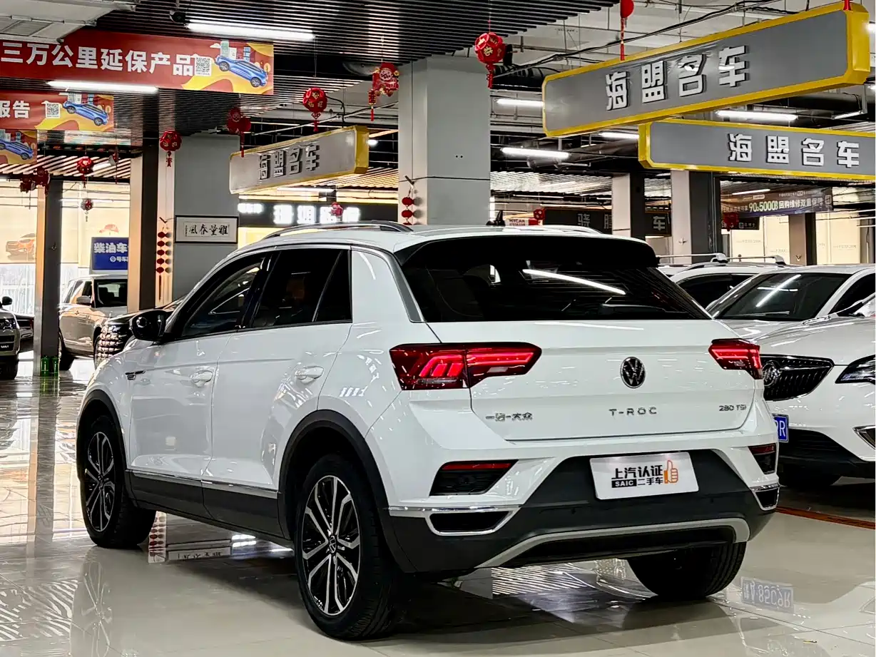 VOLKSWAGEN T ROC EXPLORING SONGS