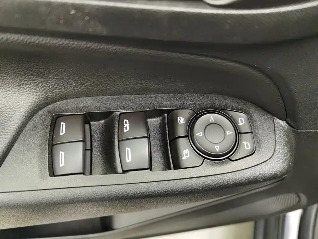 Chevrolet Equinox, миниатюра 9