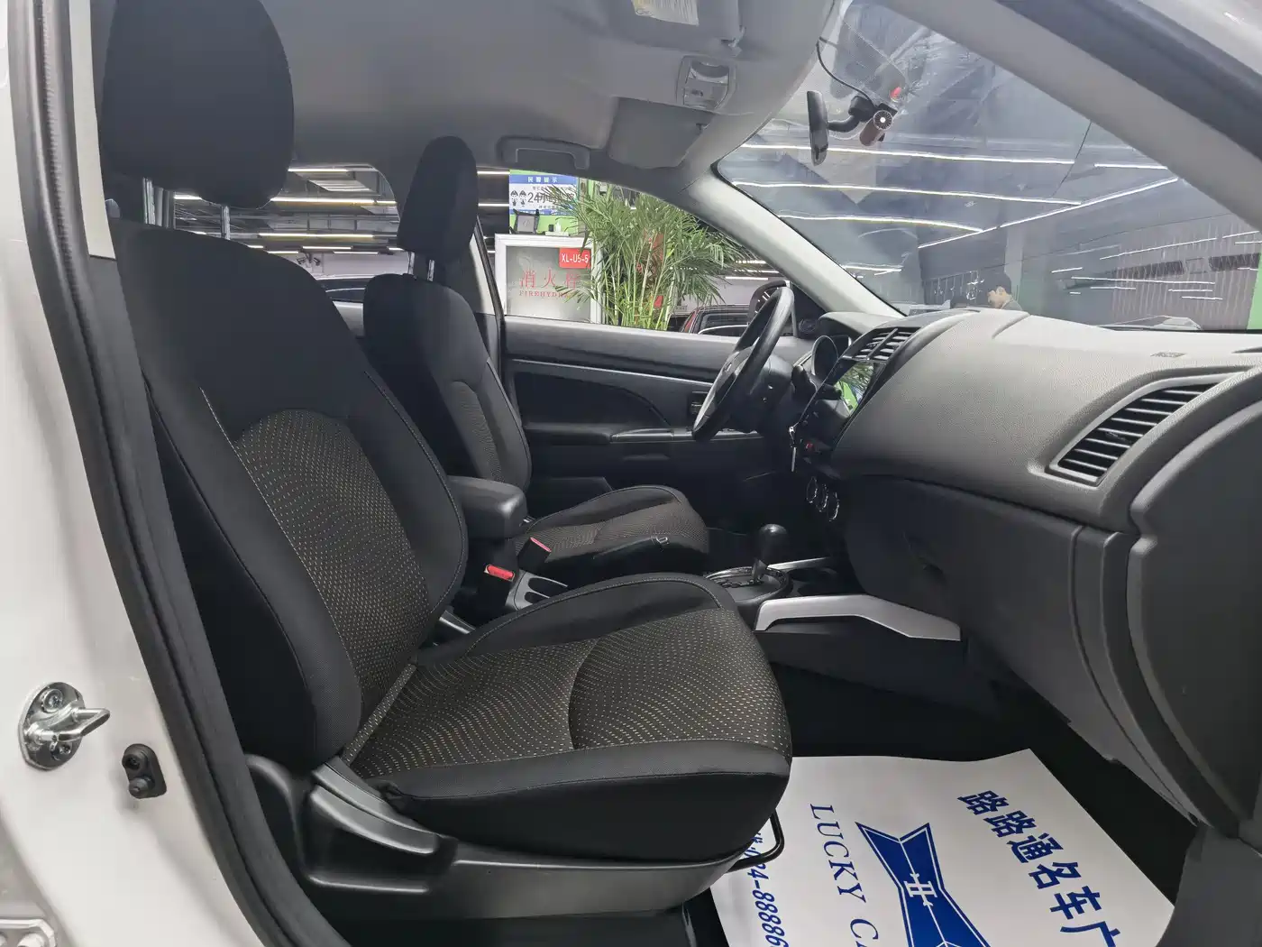 Mitsubishi ASX 2013 2.0L CVT 2WD Elite фото 8