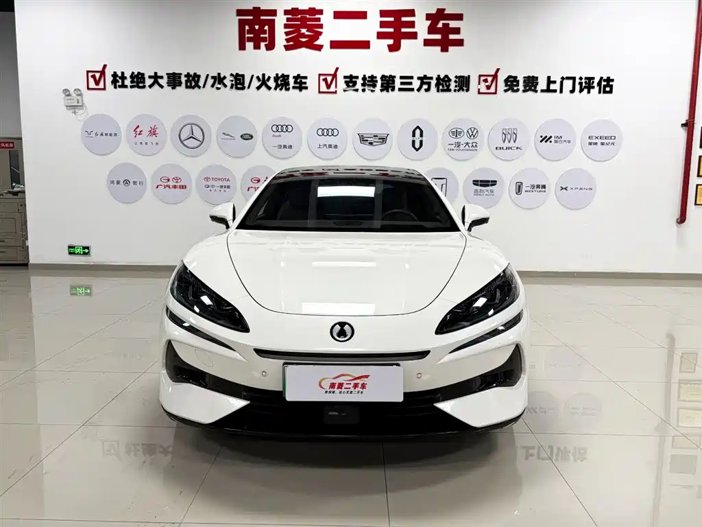 Denza Z9 2024 Model 1100km AWD Max Edition фото 2