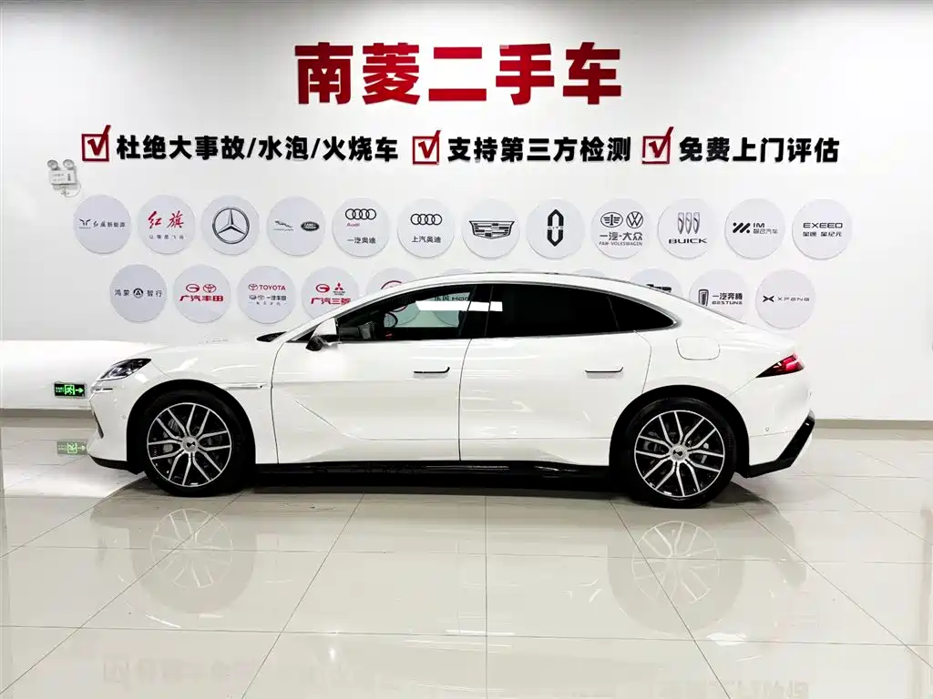 Denza Z9 2024 Model 1100km AWD Max Edition фото 4