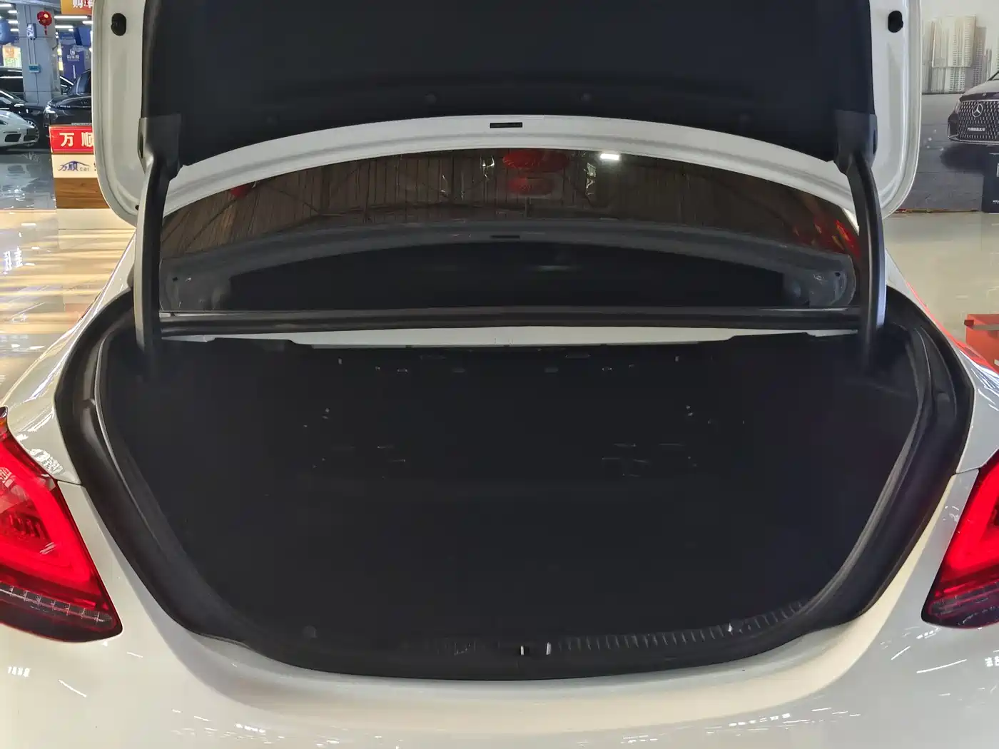 Mercedes-Benz C-Class 2020 C 260 L Sport фото 8