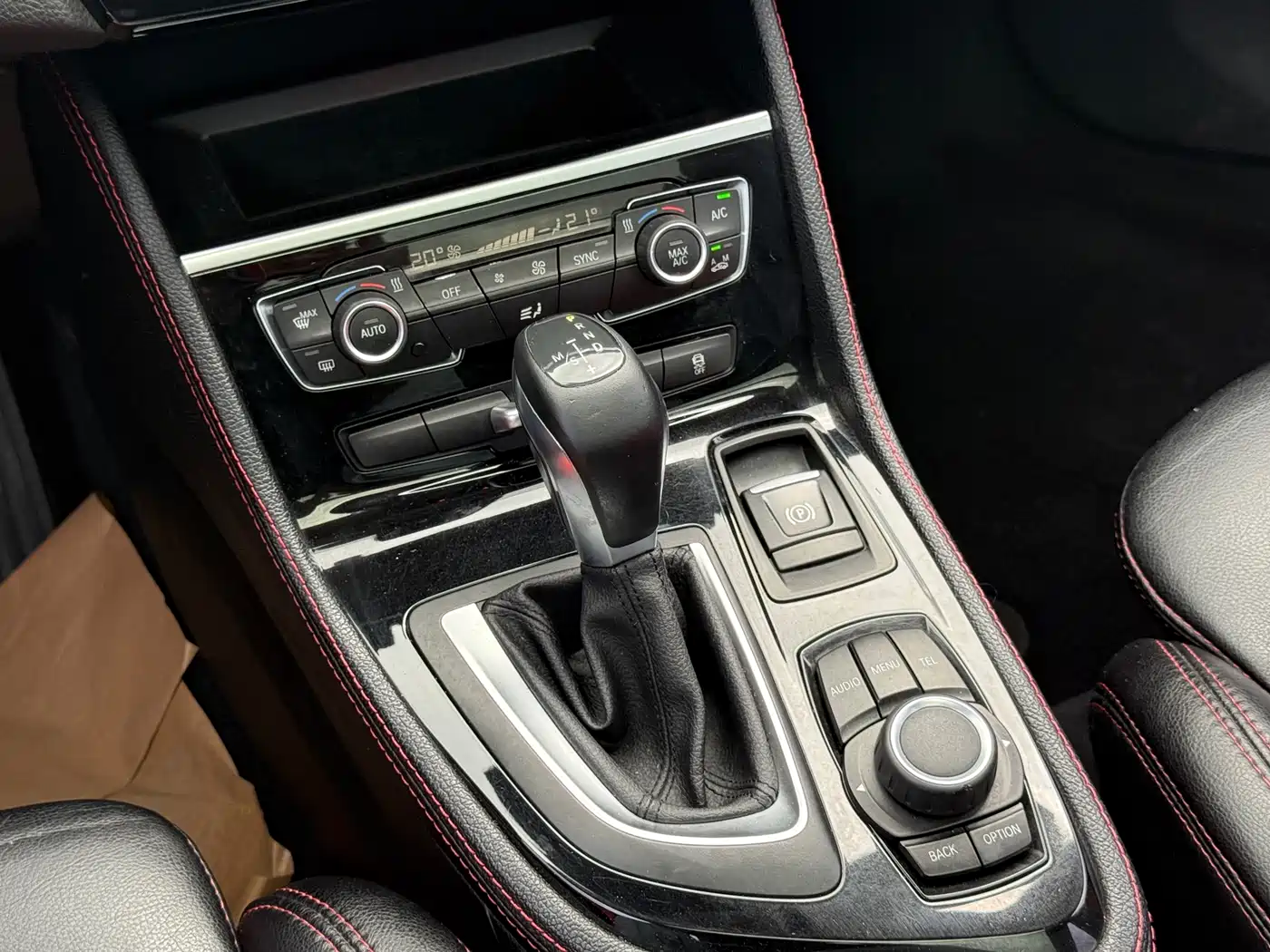 BMW 2 Series Gran Tourer 2015 218i Leading фото 10