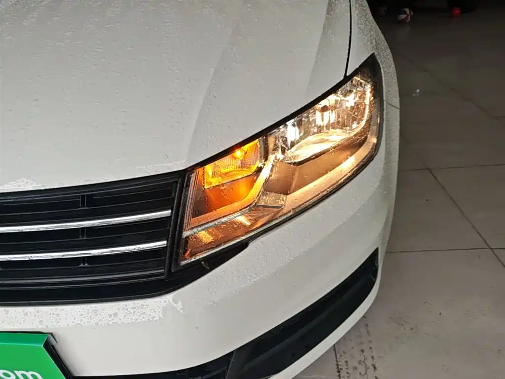 Volkswagen Santana 2018 1.5L Manual Trend Edition фото 23