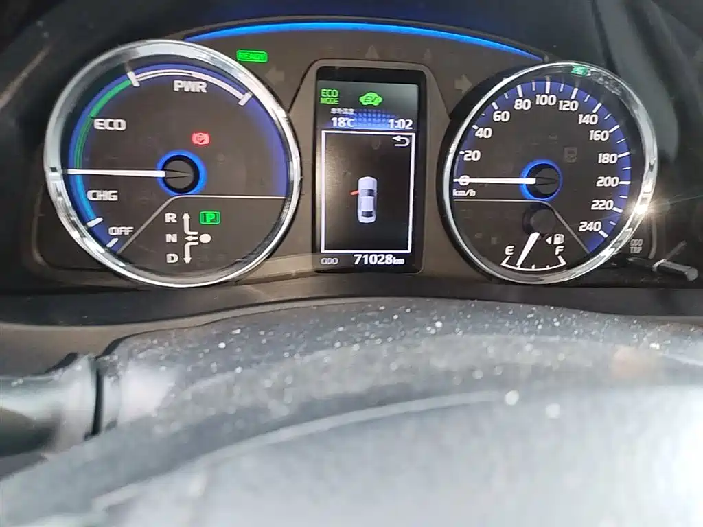 Toyota Levin Twin Engine E+ 2019 1.8PH V E-CVT Luxury Edition фото 5