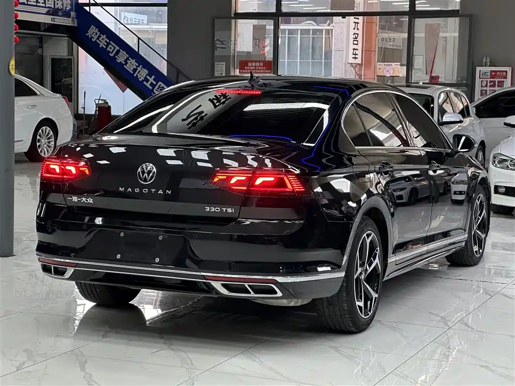 Volkswagen Magotan 2023 2 Million Units Anniversary Edition 330TSI DSG Leading Type фото 6