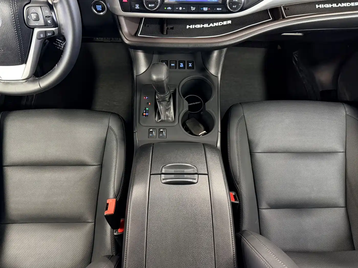 Toyota Highlander 2018 2.0T 4WD Premium 7-seater China VI фото 15