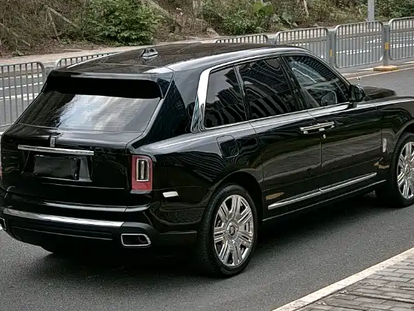ROLLS-ROYCE CULLINAN