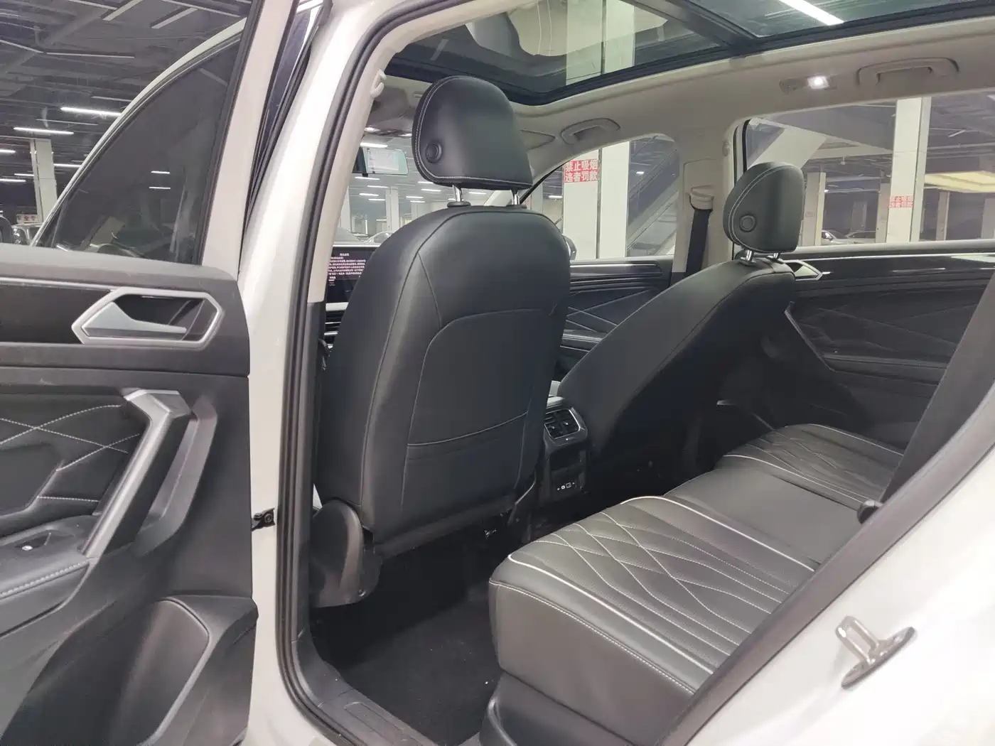 Volkswagen Tiguan L 2023 280TSI 2WD Trend Limited Edition фото 9